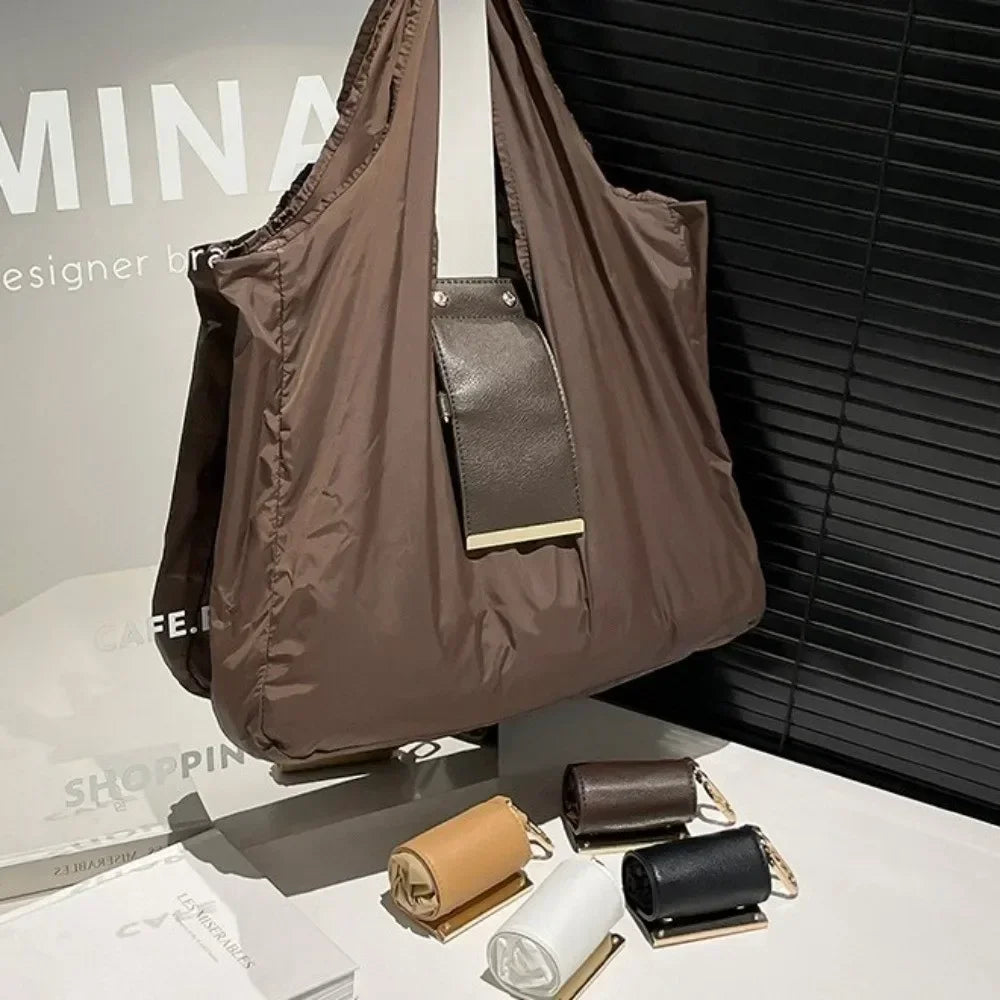 Reusable Mini Keychain Tote Bag Lightweight Large Capacity Foldable Shopping Bag Key Ring Eco-Friendly Expandable Reusable Bag
